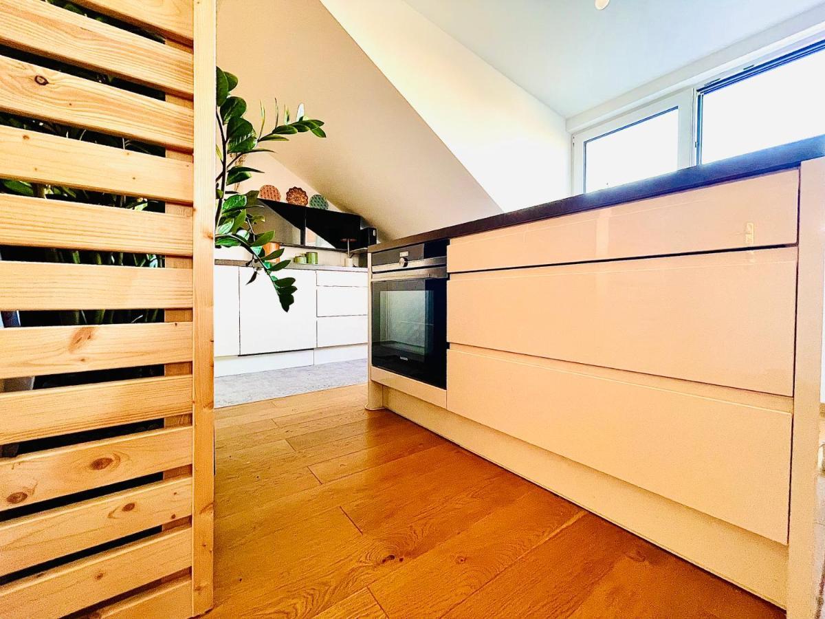 Modernes Appartement mit Fernblick Wien Exterior foto