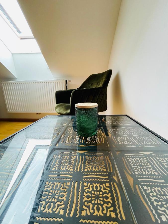 Modernes Appartement mit Fernblick Wien Exterior foto