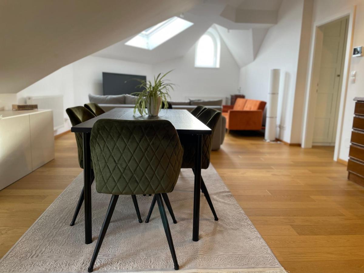 Modernes Appartement mit Fernblick Wien Exterior foto